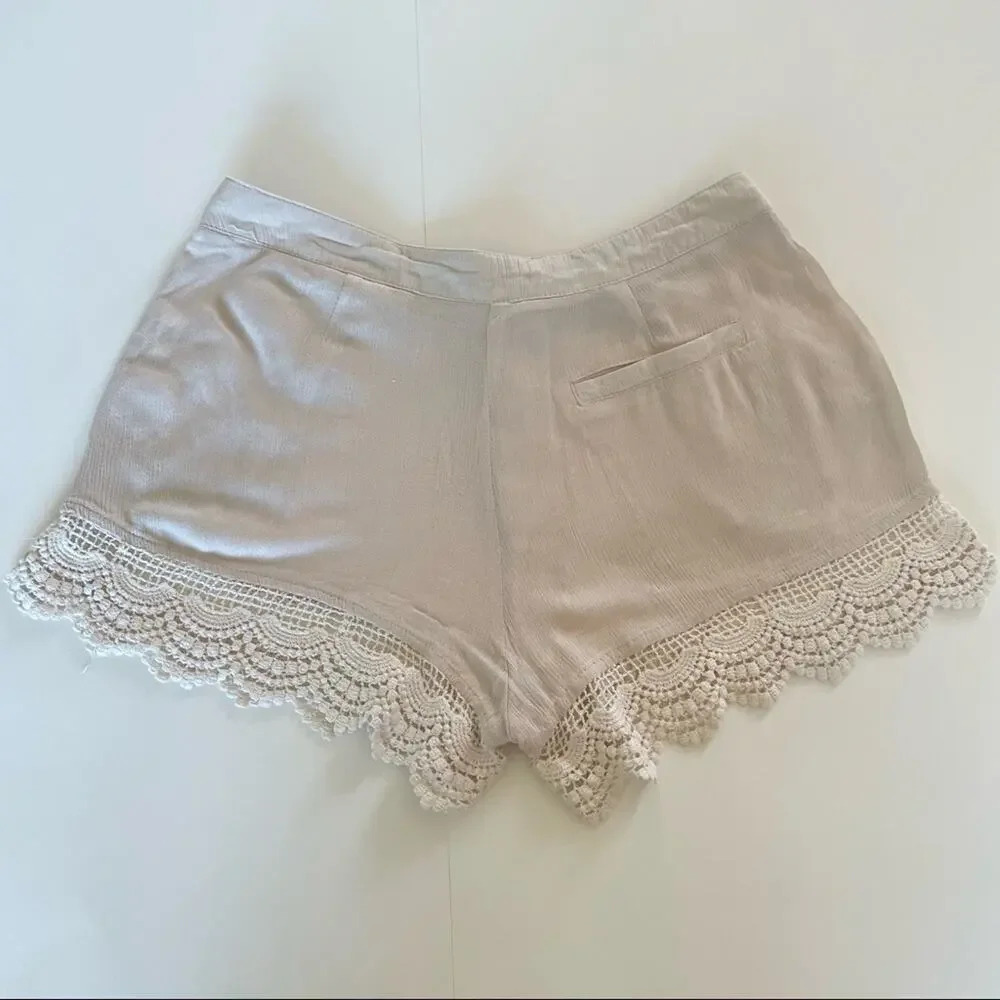 Boho Lace Trim Shorts Cream Medium Tulum Beach Vacation 🔥 - Picture 8 of 8
